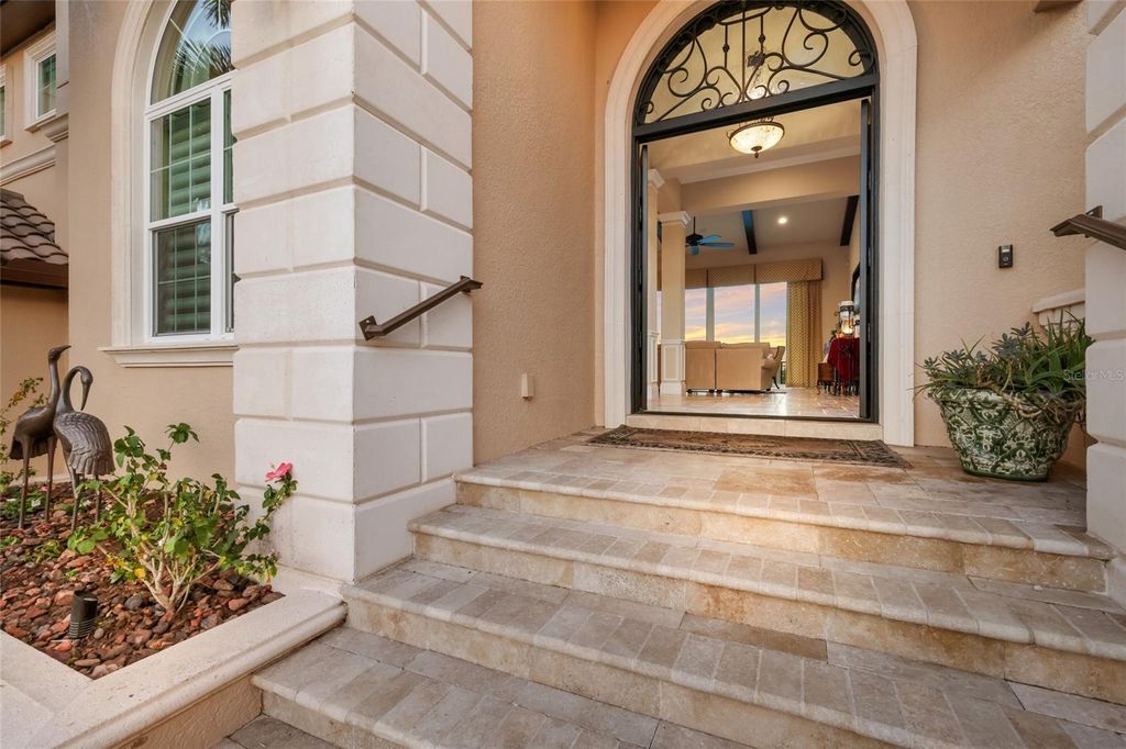 Image 7 of property listing at 9816 2ND TERRACE NW, Bradenton, FL 34209