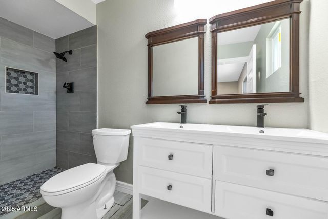 2555 S PATTERSON Street, Mesa, AZ 85202