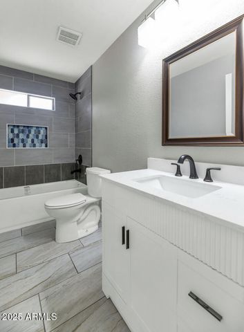 2555 S PATTERSON Street, Mesa, AZ 85202