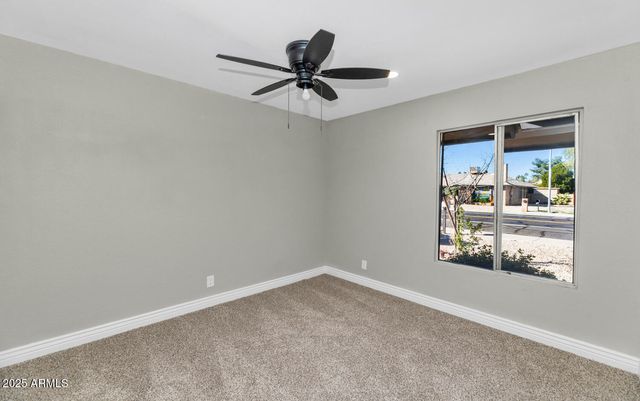 2555 S PATTERSON Street, Mesa, AZ 85202