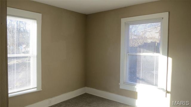 3034 Glenwood Avenue, Alton, IL 62002