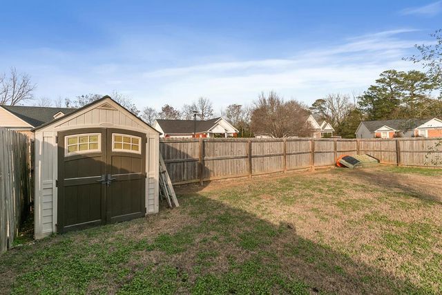 219 Brushfire Dr, Dothan, AL 36301