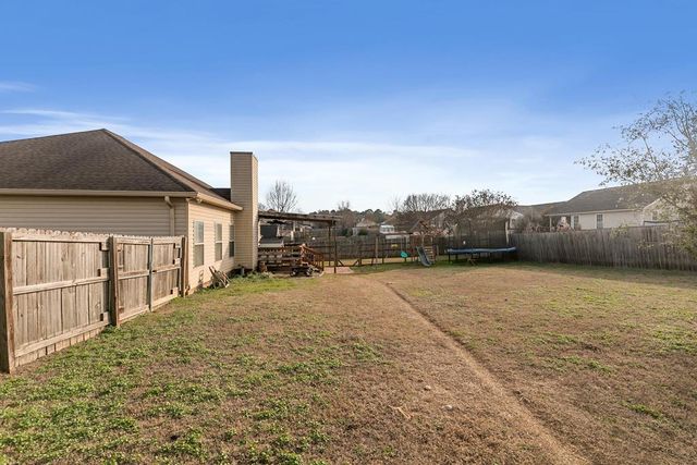 219 Brushfire Dr, Dothan, AL 36301