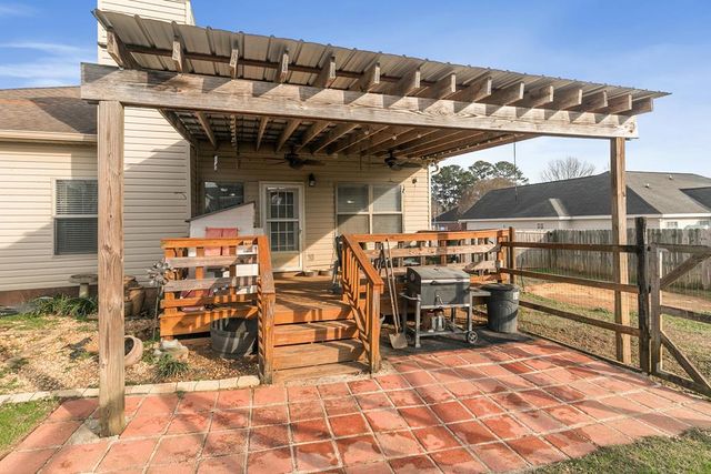 219 Brushfire Dr, Dothan, AL 36301