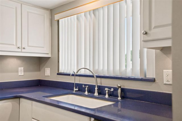 90 S HIGHLAND AVENUE 1414, Tarpon Springs, FL 34689