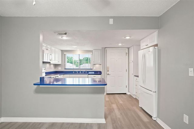 90 S HIGHLAND AVENUE 1414, Tarpon Springs, FL 34689