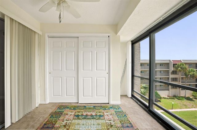 90 S HIGHLAND AVENUE 1414, Tarpon Springs, FL 34689
