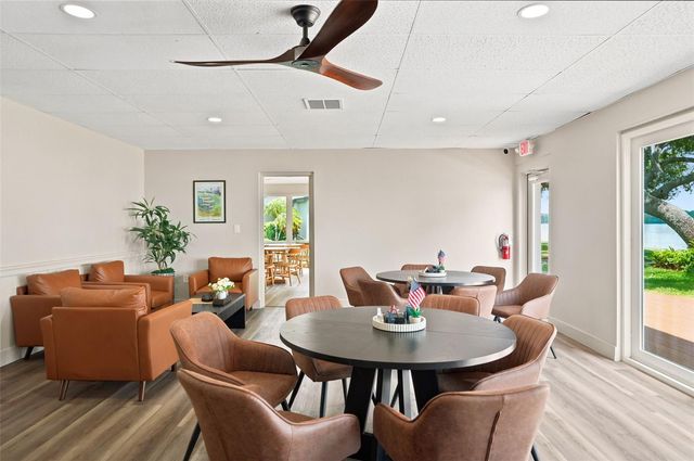 90 S HIGHLAND AVENUE 1414, Tarpon Springs, FL 34689
