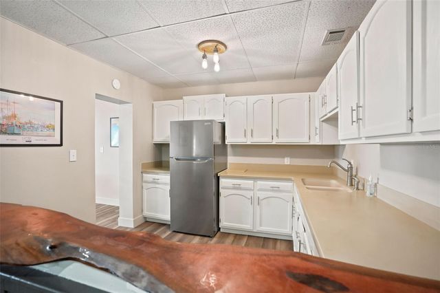 90 S HIGHLAND AVENUE 1414, Tarpon Springs, FL 34689