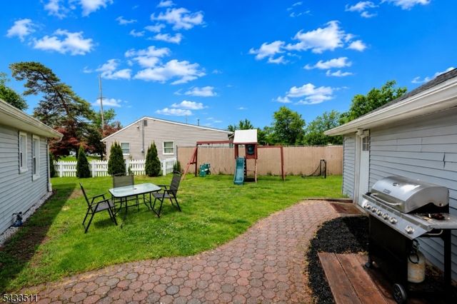 527 E Main St, Bridgewater Twp., NJ 08807