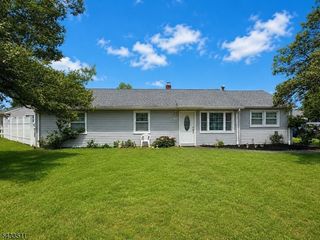 527 E Main St, Bridgewater Twp., NJ 08807