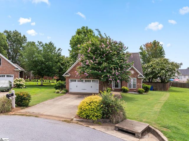 438 Chamber Lane, Moore, SC 29369