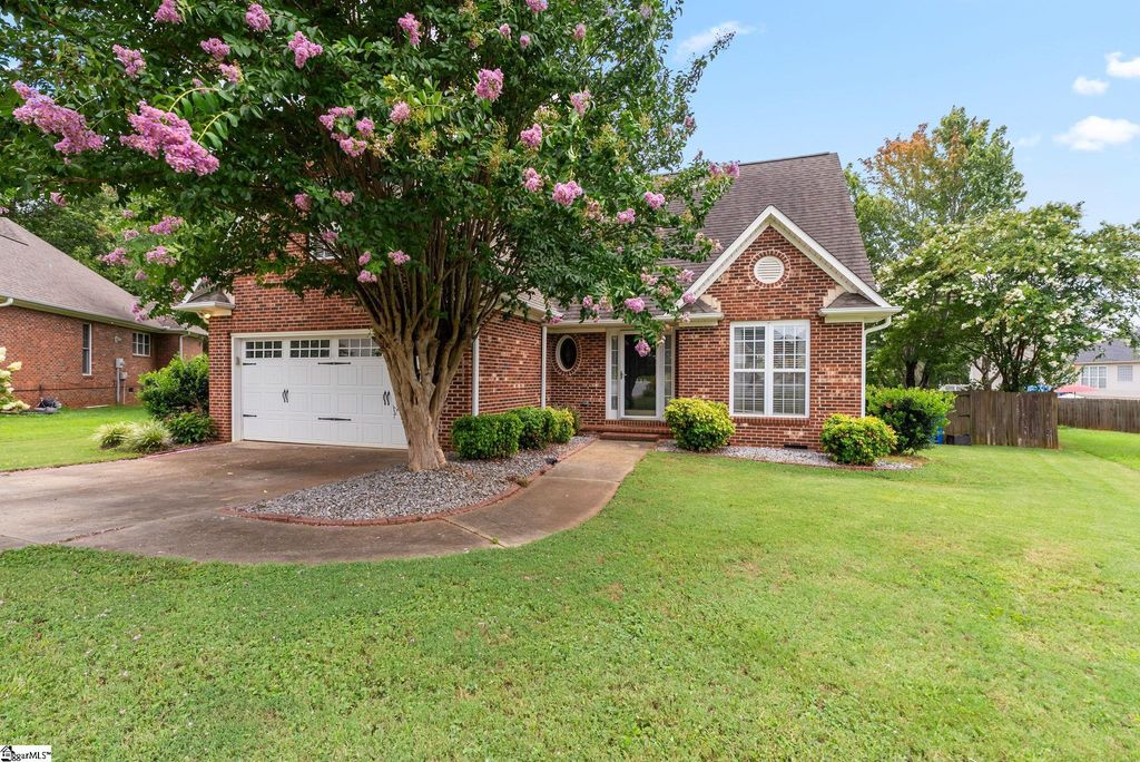 438 Chamber Lane, Moore, SC 29369