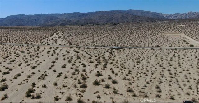 70100 2 Mile, 29 Palms, CA 92277