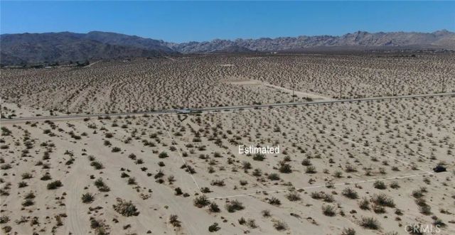 70100 2 Mile, 29 Palms, CA 92277