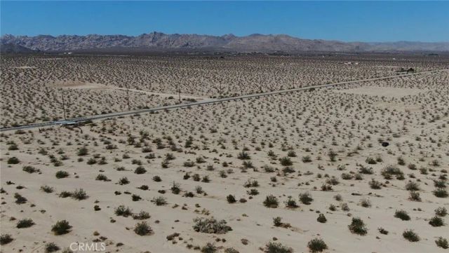 70100 2 Mile, 29 Palms, CA 92277