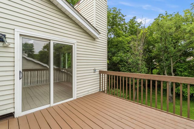 23W418 Greenbriar Drive, Naperville, IL 60540