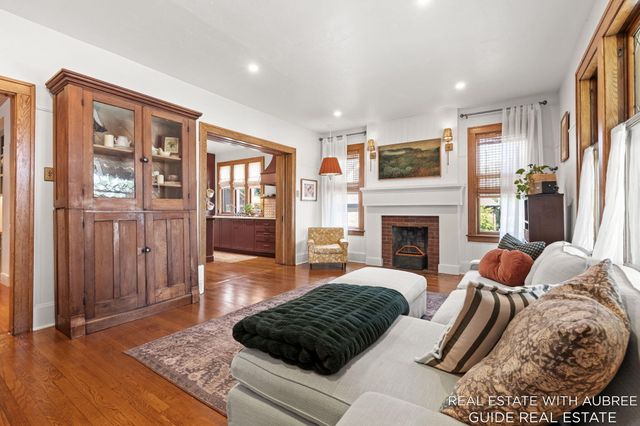 16 E 23rd Street, Holland, MI 49423
