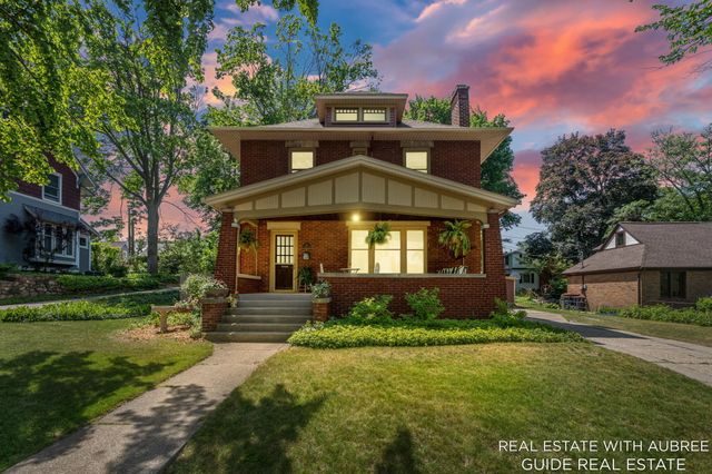 16 E 23rd Street, Holland, MI 49423