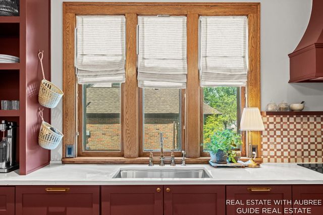 16 E 23rd Street, Holland, MI 49423