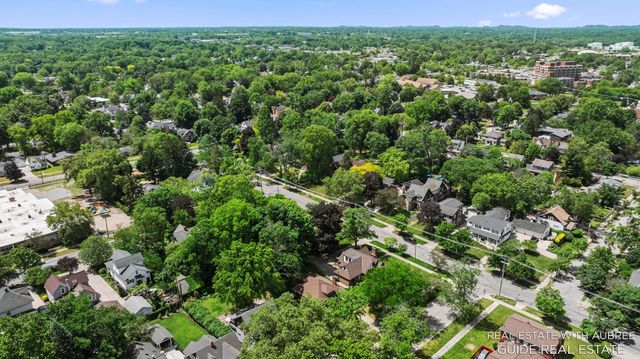 16 E 23rd Street, Holland, MI 49423