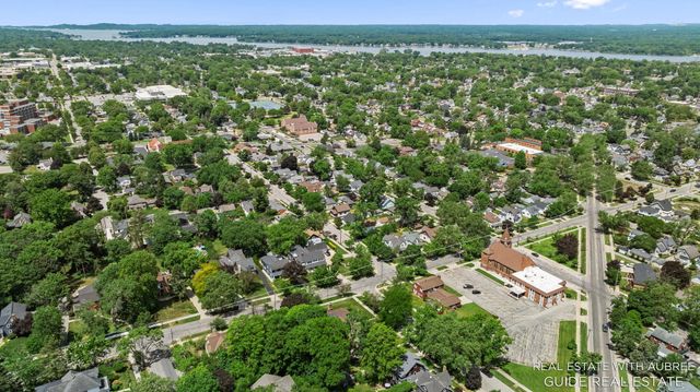 16 E 23rd Street, Holland, MI 49423