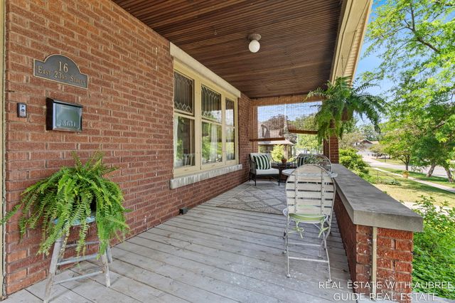 16 E 23rd Street, Holland, MI 49423