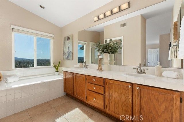 2087 Jeremy, Escondido, CA 92027