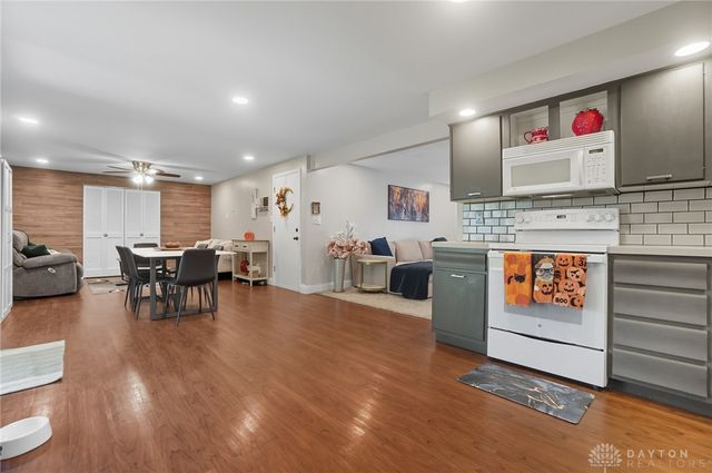 4507 Skylark Drive, Englewood, OH 45322