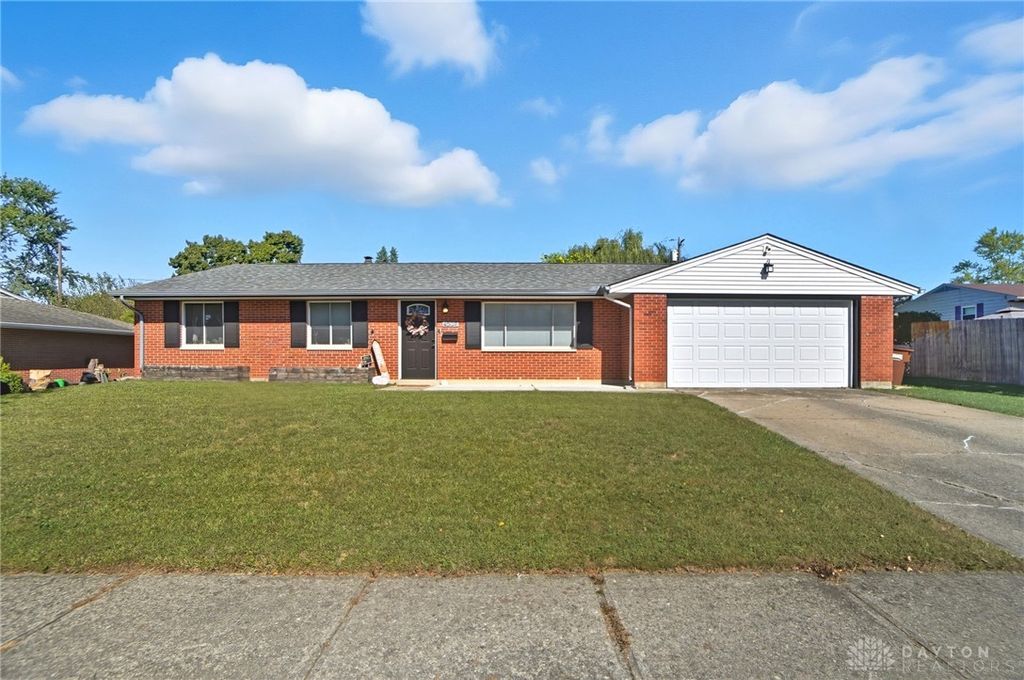 4507 Skylark Drive, Englewood, OH 45322