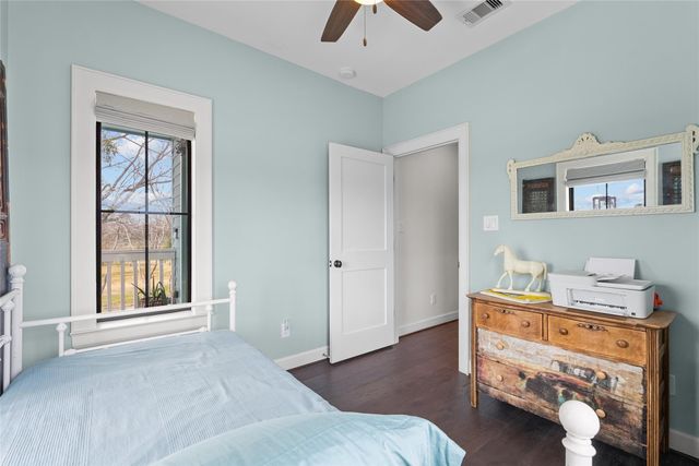 114 Baywood Street, Shoreacres, TX 77571