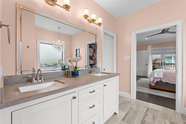 114 Baywood Street, Shoreacres, TX 77571