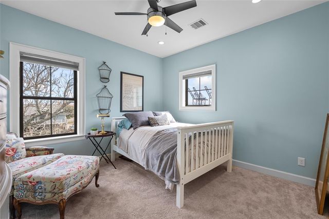 114 Baywood Street, Shoreacres, TX 77571