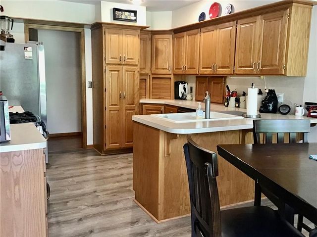 904 Joseph Drive, Lawrence, KS 66049