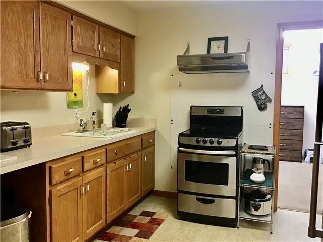 904 Joseph Drive, Lawrence, KS 66049