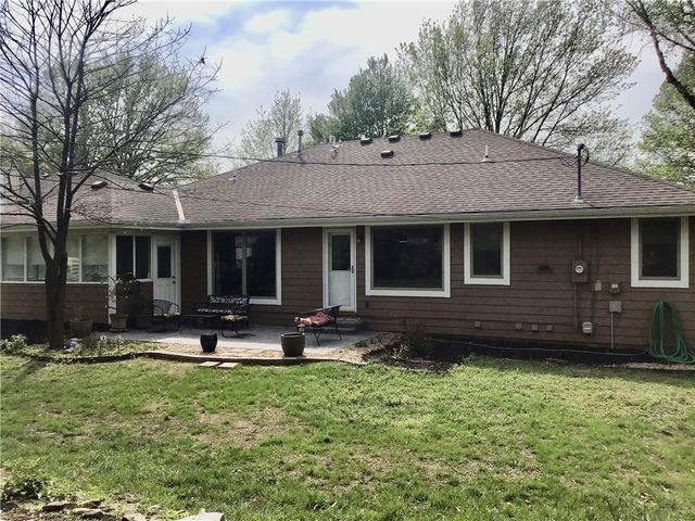 904 Joseph Drive, Lawrence, KS 66049