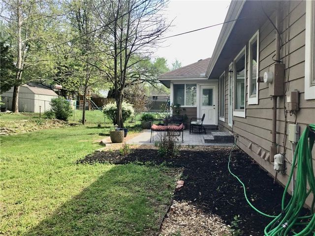 904 Joseph Drive, Lawrence, KS 66049