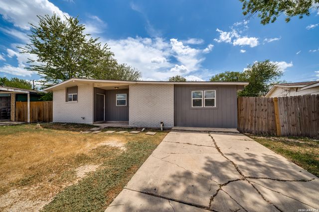 7842 PONY LN, San Antonio, TX 78227