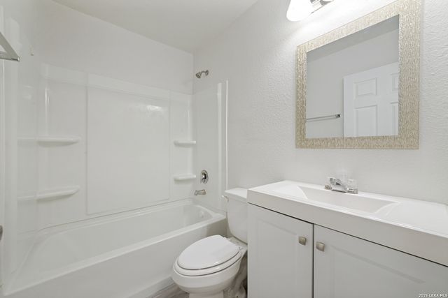 7842 PONY LN, San Antonio, TX 78227
