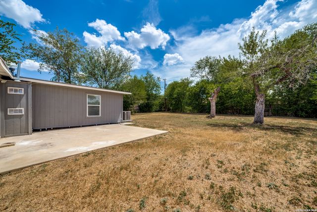 7842 PONY LN, San Antonio, TX 78227