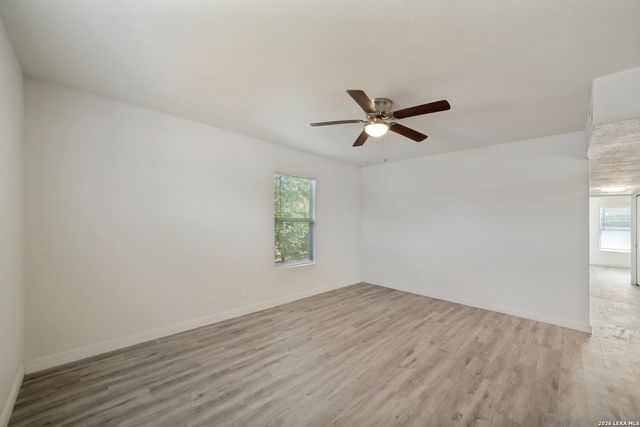 7842 PONY LN, San Antonio, TX 78227