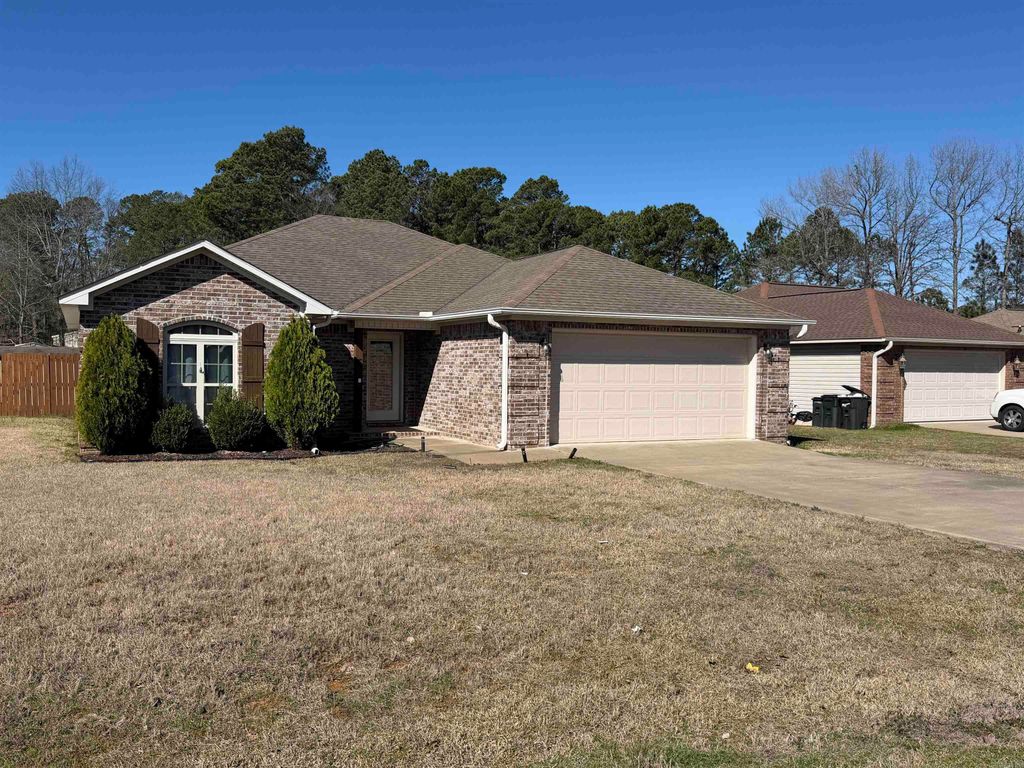 5 Smokey Ridge Court, Sheridan, AR 72150