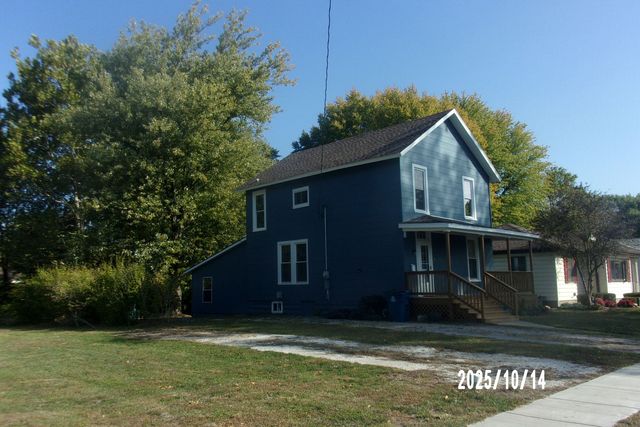 466 E Cherry Street, Watseka, IL 60970
