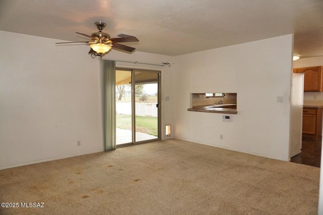 1021 E Geneva Street, Pearce, AZ 85625