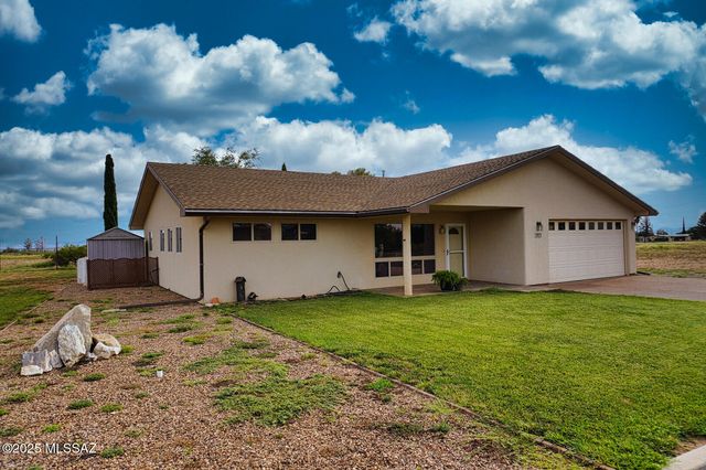 1021 E Geneva Street, Pearce, AZ 85625