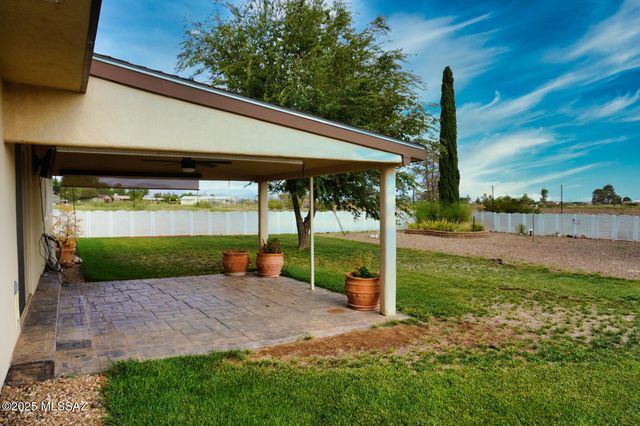 1021 E Geneva Street, Pearce, AZ 85625