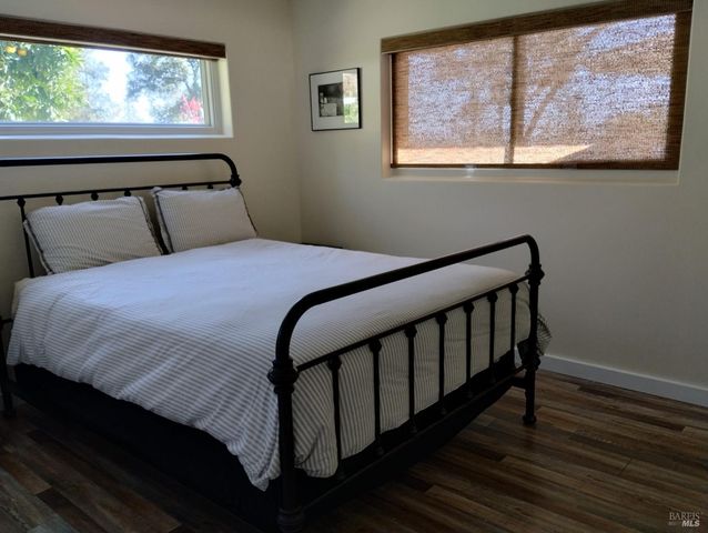 460 Bella Vista Dr, Angwin, CA 94508