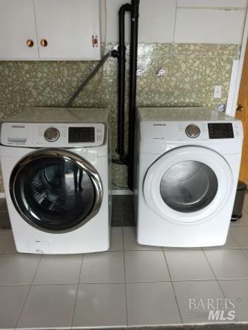 460 Bella Vista Dr, Angwin, CA 94508