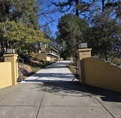 460 Bella Vista Dr, Angwin, CA 94508