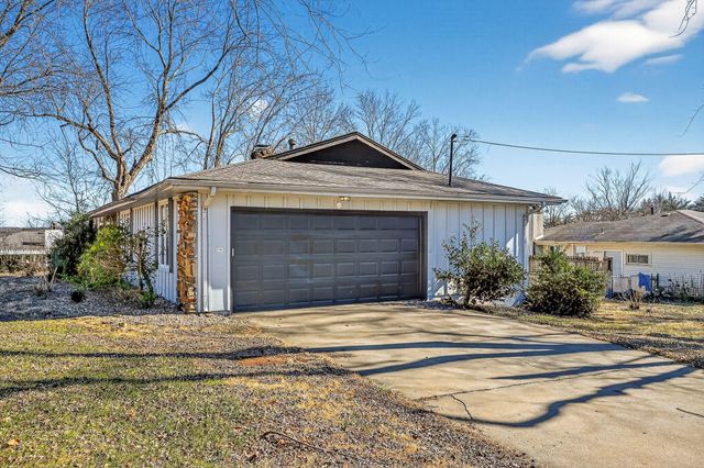 3540 E El Dorado Street, Springfield, MO 65809
